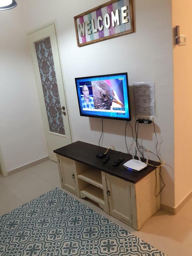 3 Stairs Only To Cozy Flat On Hillel St Apartamento Haifa Exterior foto