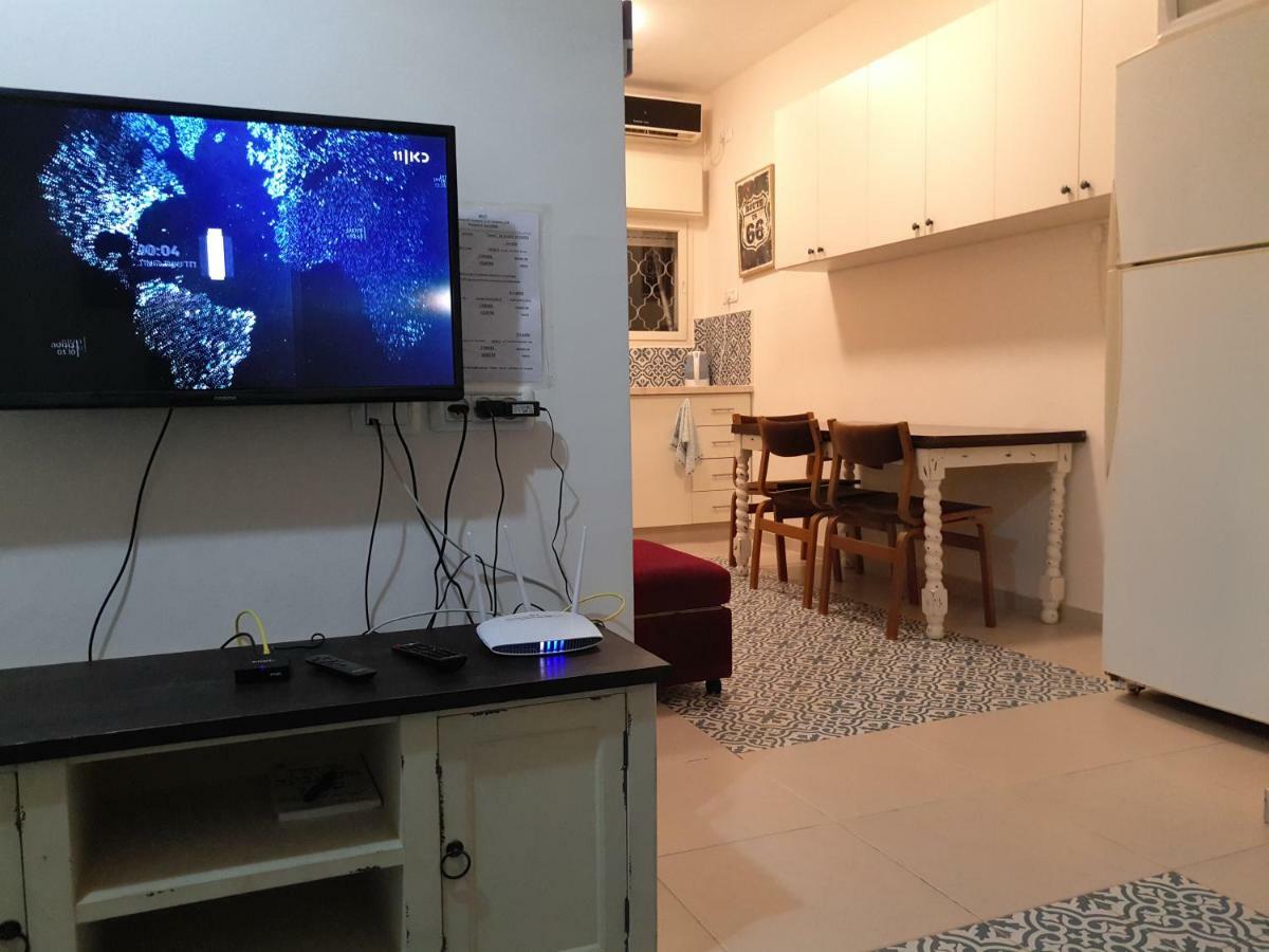 3 Stairs Only To Cozy Flat On Hillel St Apartamento Haifa Exterior foto